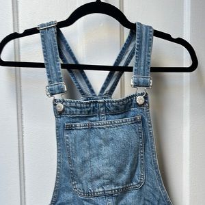 Madewell distressed overall shorts